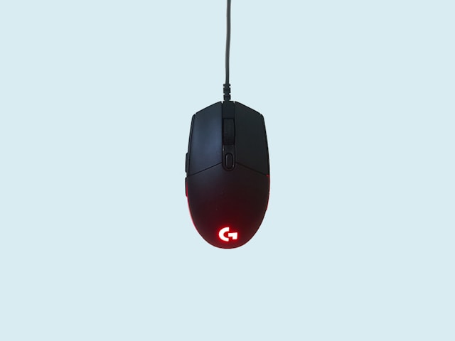 Logitech G304 Mouse Review: Affordable Performance